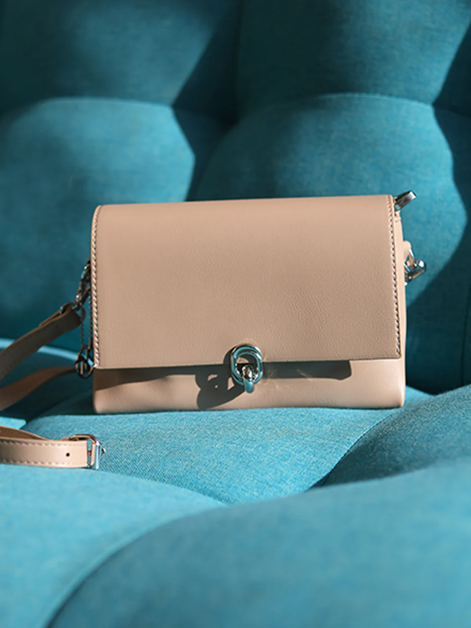 Biella Beige Sling Bag - Image 4