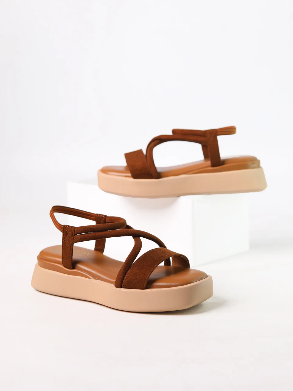 Eudori Tan Flatform Heels - Image 3