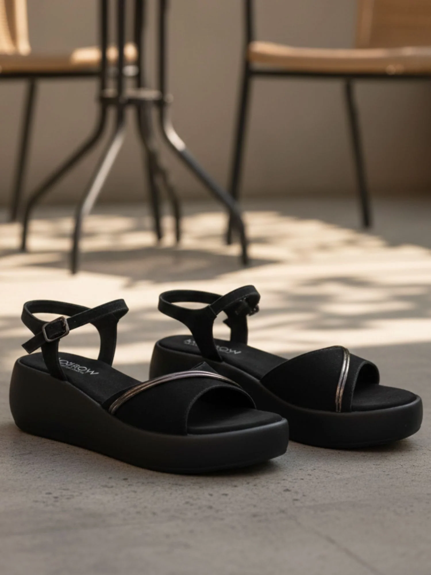 Kaylee Black Flatform Heels - Image 3