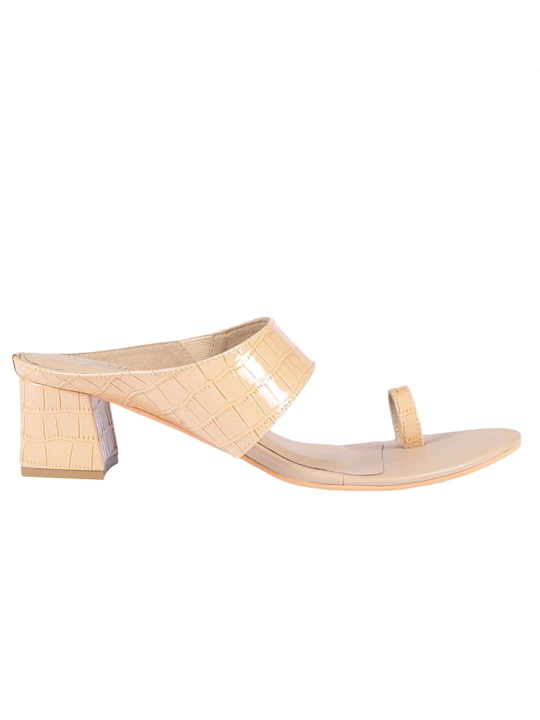 Moe Cream Block Heels - Image 5