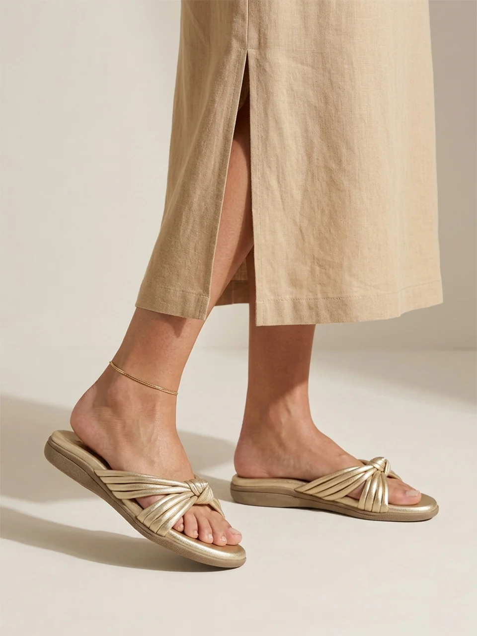 Olyra Gold Flats