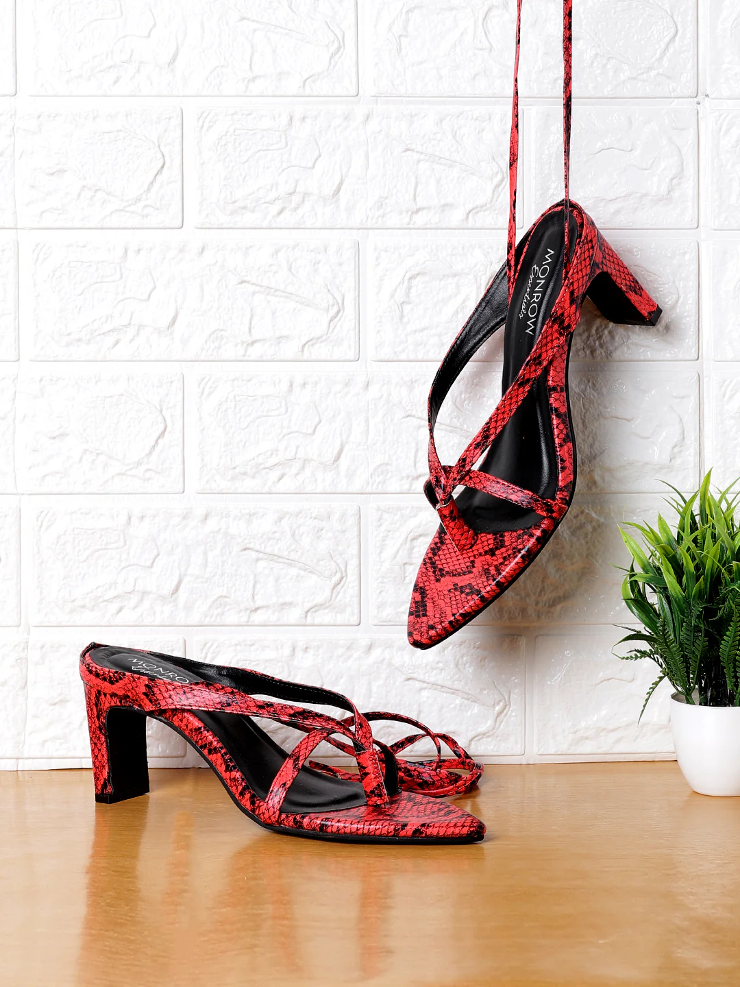 Ryuu Red Block Heels - Image 2