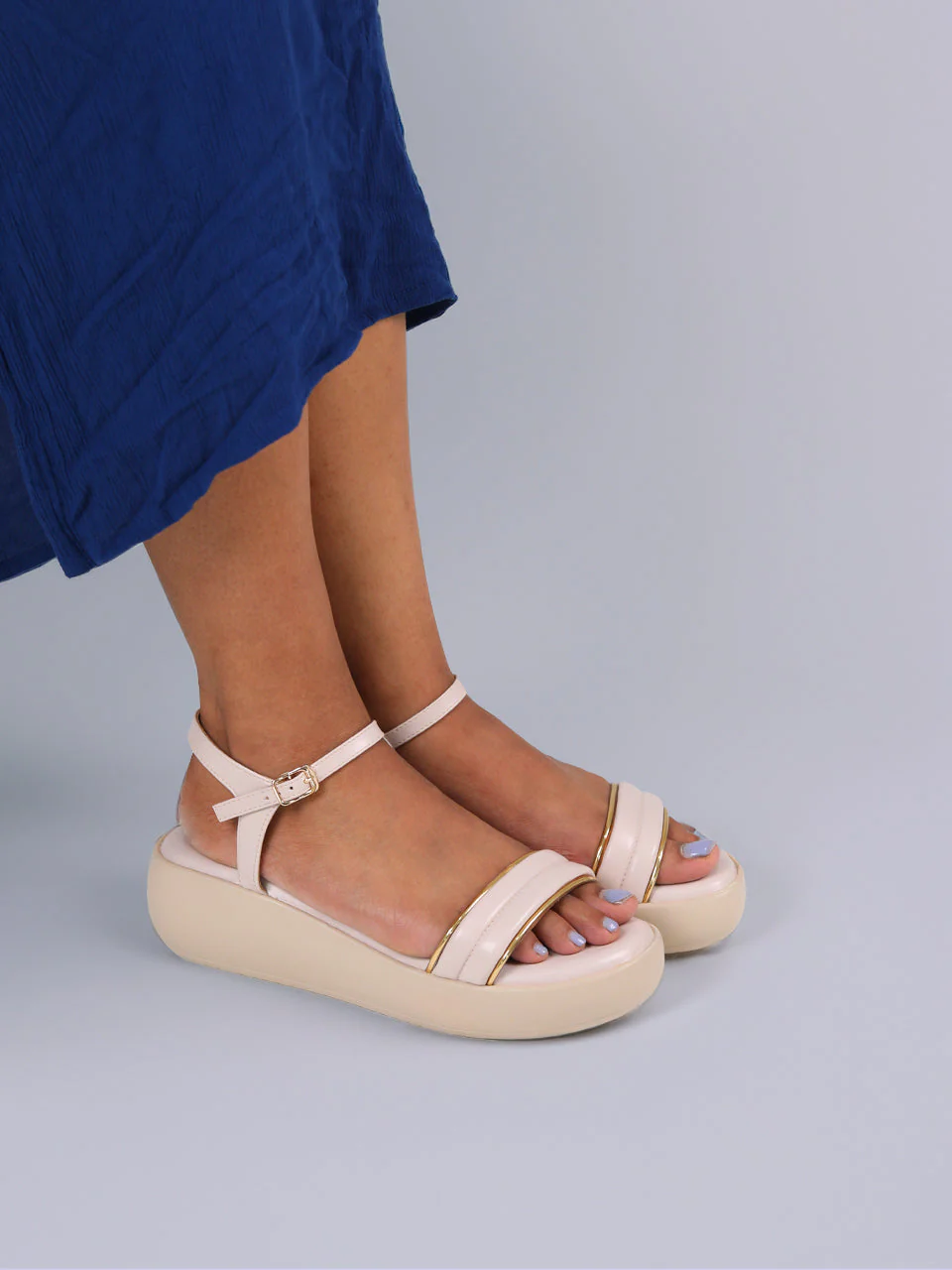 Verina Cream Flatform Heels - Image 8