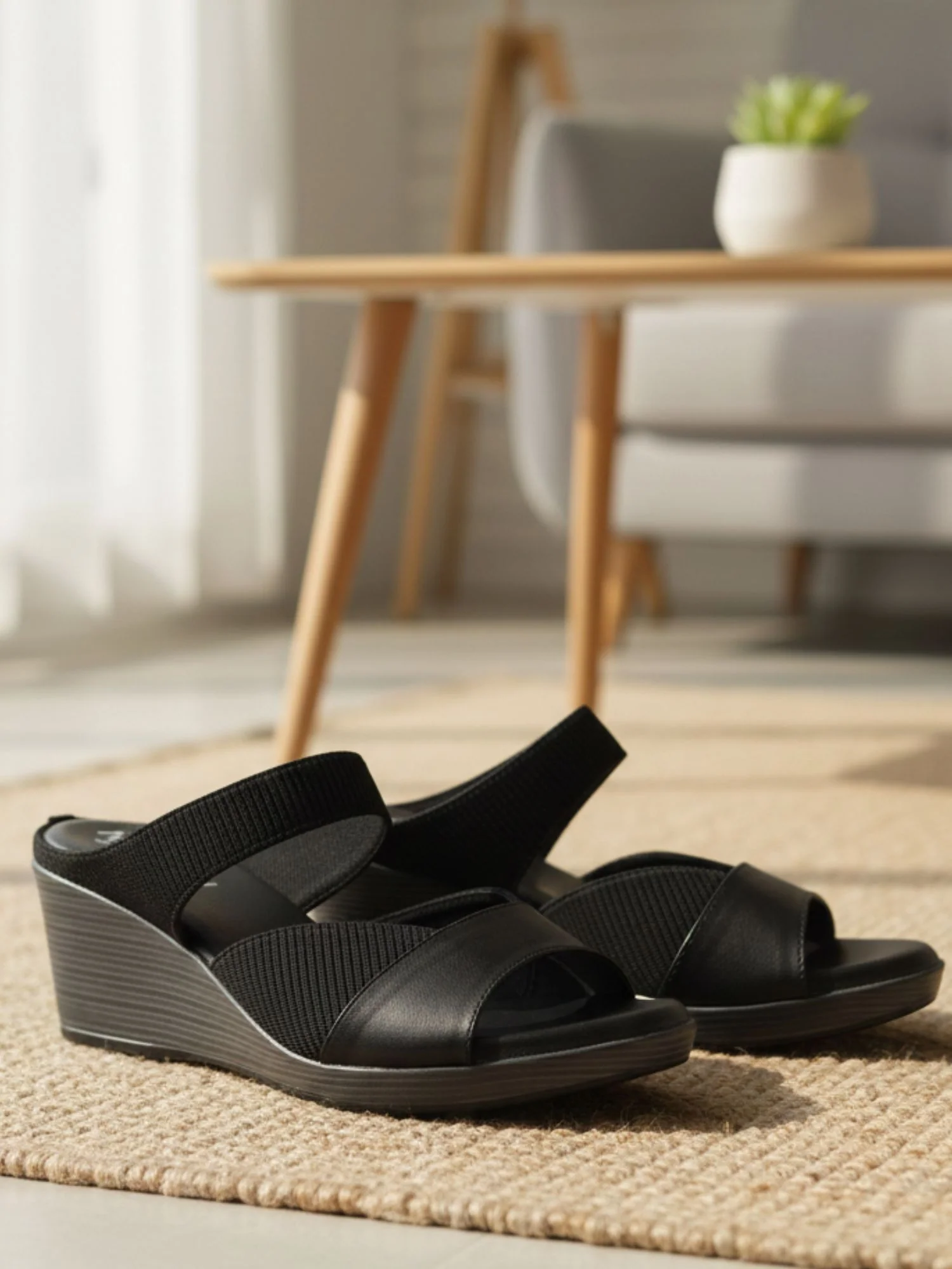 Yara Black Wedge Heels - Image 3